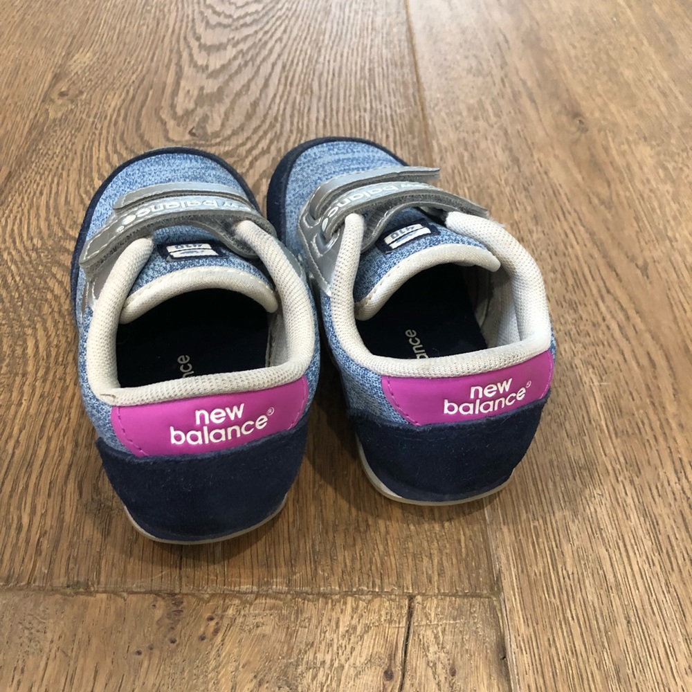 Kids' New Balance 410 velcro sneakers